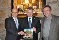 v. li: Brgermeister Norbert Heuser, Staatsminister Georg Link, Museumsleiter Hubert Sawatzki